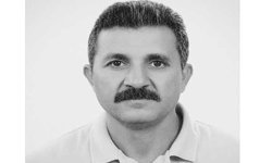 Sevenlerini üzdü