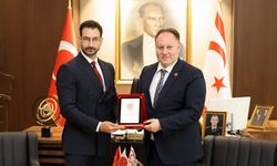 Öztürkler: “Yiğitcan Hekimoğlu gibi sporcularımızın başarıları gençlerimize ilham veriyor”