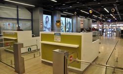 Sahte pasaportla işlem yapmaya çalıştı