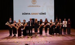 Erhürman: “Bu halk, kültür ve sanatla buluşma çabasından asla vazgeçmedi”