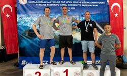 Yakın Doğulu Master Yüzücüler İzmir’e damga vurdu