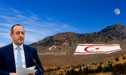 “Beşparmaklardaki bayraklar kaldırılsın”