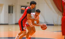 Caesar L. Gençler Birliği final serisine farklı başladı