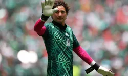 Ochoa futbola veda ediyor