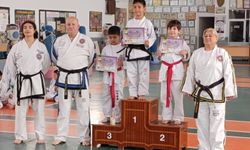 Taekwondoda kulüpler yarıştı