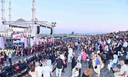 Dört Gece, Binlerce Hayal: Yakın Doğu Üniversitesi Mezuniyet Şöleni Başlıyor