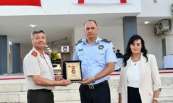 30 yıllık hizmete anlamlı ödül
