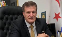 “Girne’ye göz dikenler, Larnaka’yı kaybetmeyi de göze almalı”