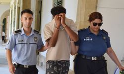 Af için polise gitti, hücreye girdi