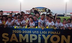 U13 Ligi’nin şampiyonu Dumlupınar