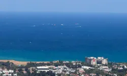 Girne Limanı'ndan çıkan yolcu gemisi alabora oldu