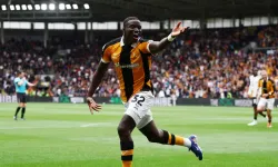 Hull City, Manchester United'ı devirdi