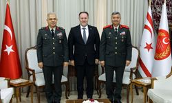 Öztürkler Korgeneral İnaltekin ile Tümgeneral Bilir'e görevinde başarılar diledi