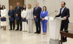 Yeni bakanlar yemin etti