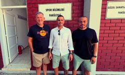 YDÜ’de Futbolda Teknoloji ve Analiz Odaklı Çalışma yapıldı