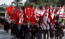 “Cumhuriyet Korteji” olumsuz hava koşulları nedeniyle iptal edildi