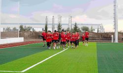 Gönyeli gençleri YDÜ tesislerinde çalışıyor