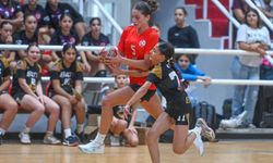Zorlu Digital Plaza U-16 Ligi’nde finalistler belli oldu!