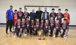 Zorlu Digital Plaza U-16 Erkekler Ligi’nde şampiyon UKÜ!