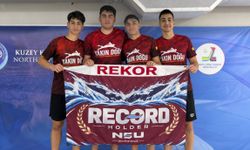 Yüzmede üç günde beş rekor