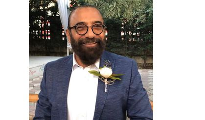 Akademi camiası yasta