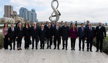 Cumhuriyet Meclisi heyeti Bakü’de ziyaretlerde bulundu