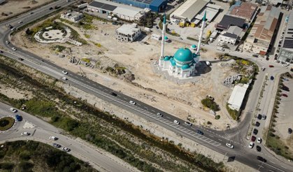 Gazimağusa Belediyesi, Büyük Sanayi Bölgesi girişindeki trafik düzenlemesini bitirdi