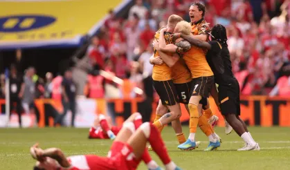 Hull City Premier Lig'de