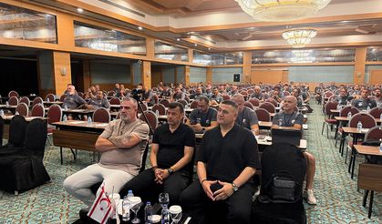 Antrenörlere mazeret semineri yapılıyor
