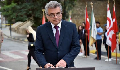Lefkoşa Atatürk Anıtı'nda tören düzenlendi