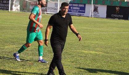 Mormenekşe’de Ahmet Ogan’la yollar ayrıldı