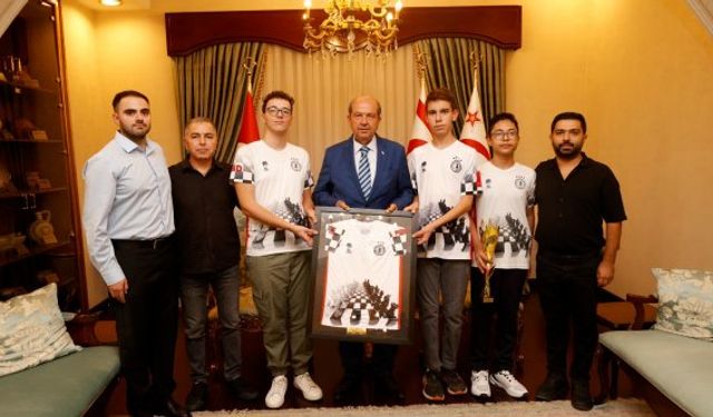 Tatar, Lefkoşa Satranç Derneği’ni kabul etti