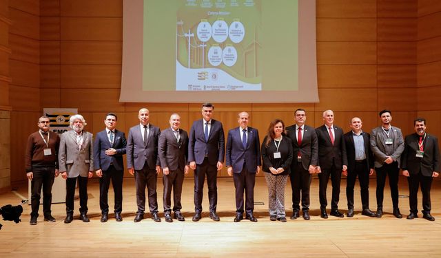 Tatar: “Türkiye’den kabloyla elektrik gelmesiyle adanın iki tarafı çıkar sağlayacak”