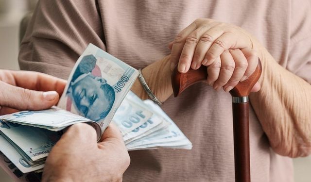 Emeklilerin “Yoklama Bildirgesi” beyan tarihi 9 Mayıs’a kadar uzatıldı
