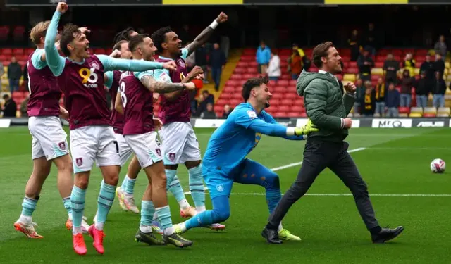 Leeds United ve Burnley, Premier Lig'de