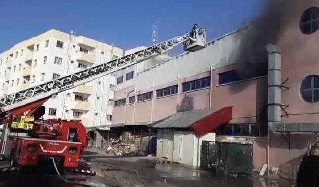 Önder AVM'de korkutan yangın