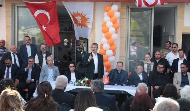 Üstel: “Güçlü bir gelecek için büyük projeleri hayata geçiriyoruz”