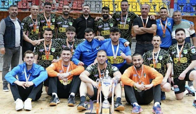 Gençlik Gücü erkekler hentboldan çekiliyor