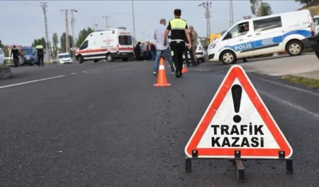 Bayramın ilk gününde dört trafik kazası, dört yaralı