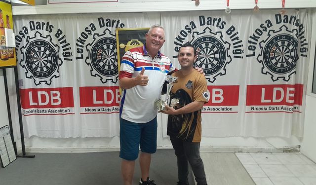 Sütçüler, Darts turnuvası Şampiyon Tony Stone