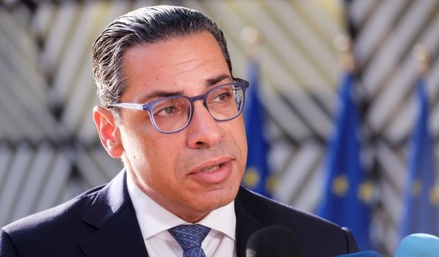 Kombos, Mısır Dışişleri Bakanı ile telefonda görüştü