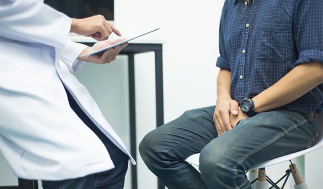 İdrar yaparken yaşanan zorluklar prostat kanseri belirtisi olabilir