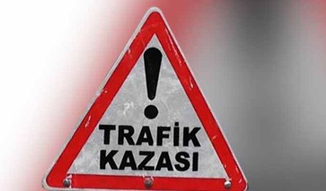Dikkatsiz şöför motosiklete çarptı