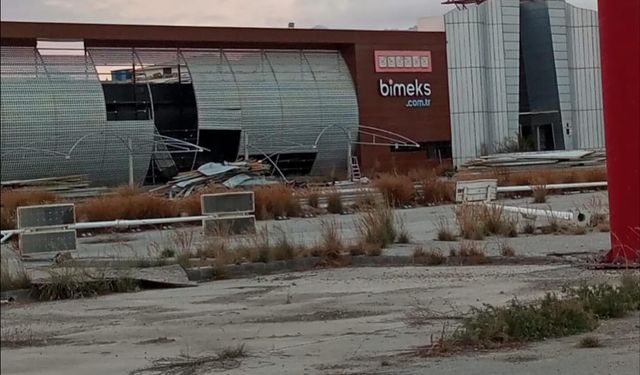 Airport Mall tarih oluyor