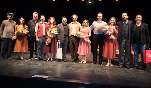 "Aşk İçinde Mahpushane" Adana'da sahnelendi