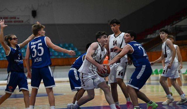 YDÜ farklı başladı