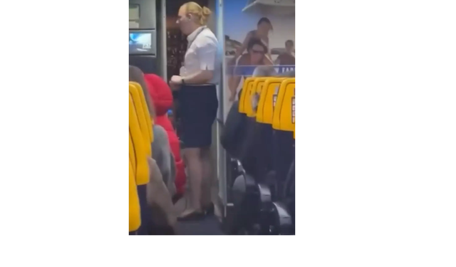 Erkek kabin memuru etek giyip çalıştı