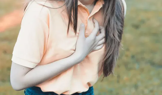 Gençlerdeki ani ölümlerin nedeni covid-19 aşılarımı