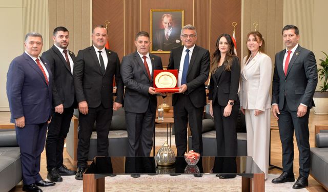 Cumhurbaşkanı Erhürman, MOK heyetini kabul etti