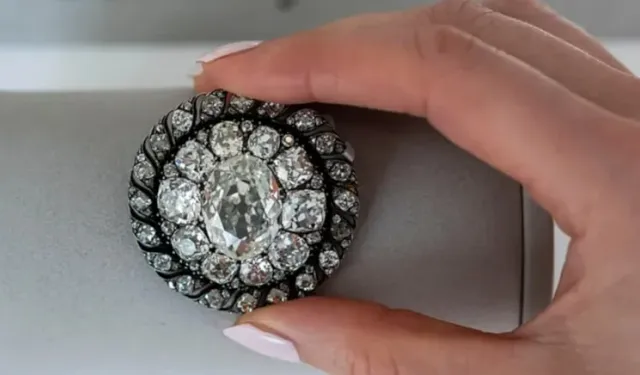 Napolyon’un elması, rekor fiyata satıldı